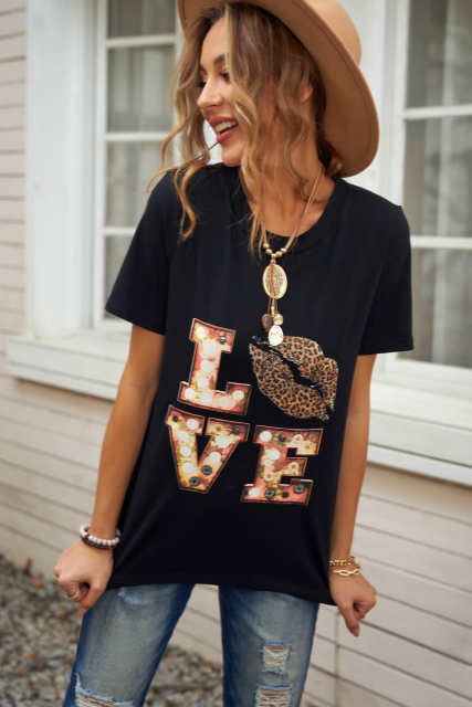 Black Crew Neck Cartoon Letter Print Valentine Tee LC2522121-2