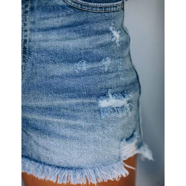 Blue Leisure Ripped Jean Shorts TQK530083-5