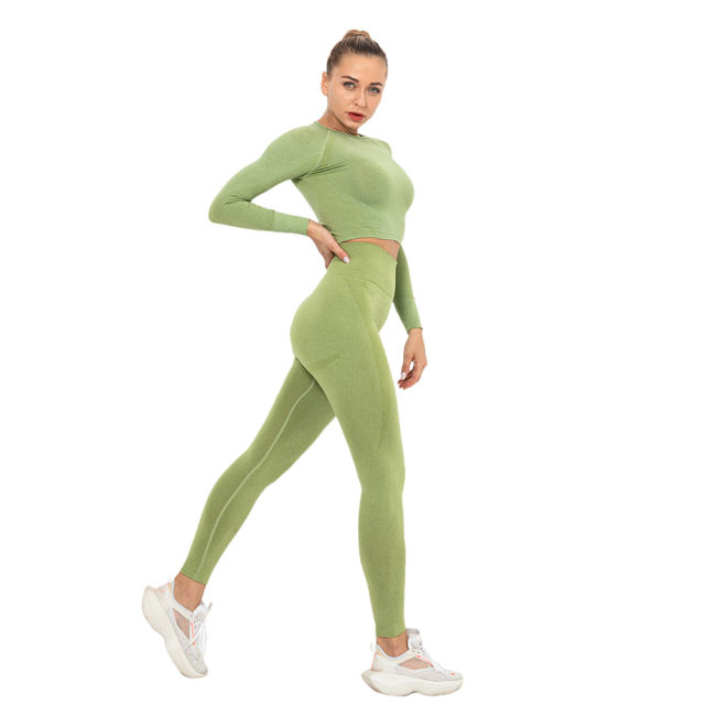Green Seamless Long Sleeve Yoga Sports Set TQE00135-9