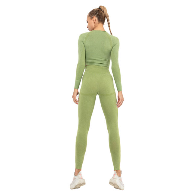 Green Seamless Long Sleeve Yoga Sports Set TQE00135-9