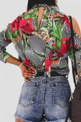 Lace Rhinestone Decor Frayed Hem Denim Shorts LC781175-4