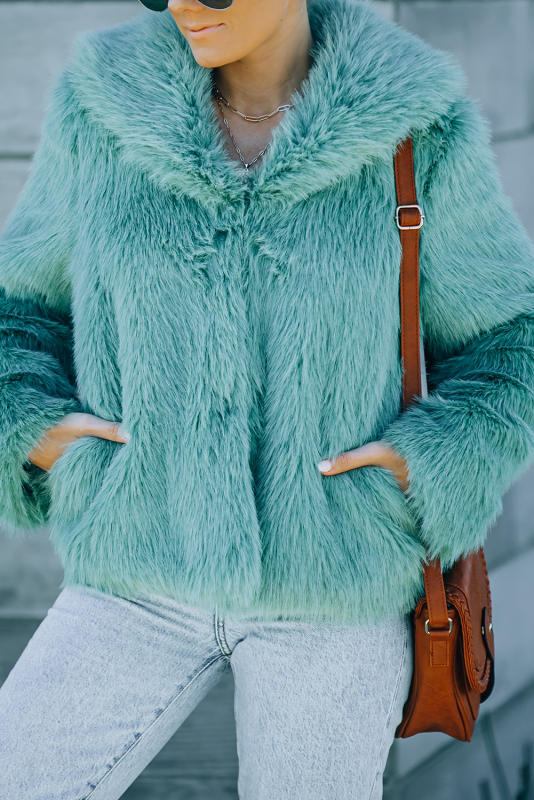 Green Collared Side Pockets Winter Fuzzy Coat LC8512420-9