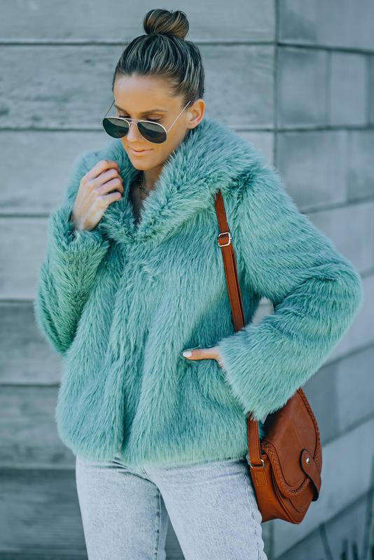 Green Collared Side Pockets Winter Fuzzy Coat LC8512420-9