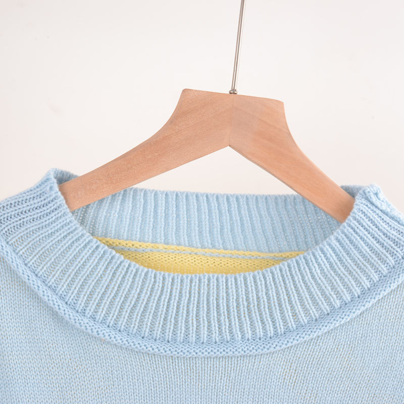 Blue Colorblock Round Neck Knit Sweater