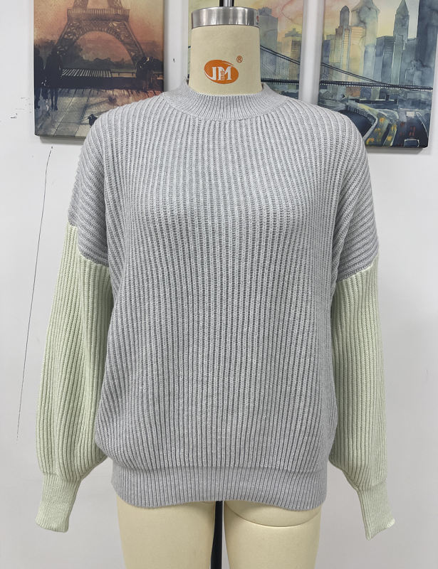 Light Gray Contrast Round Neck Loose Knit Sweater