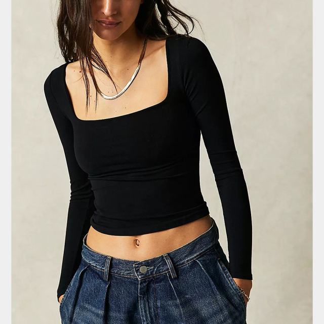 Black Square Neck Long Sleeve Crop Tops