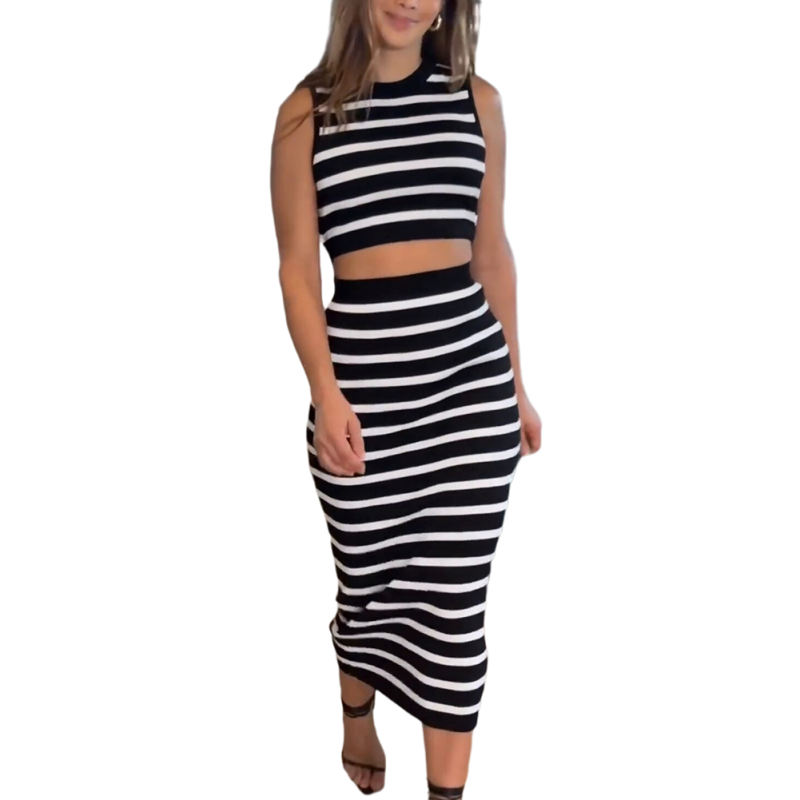 Black White Striped Print Crop and Bodycon Skirt Set