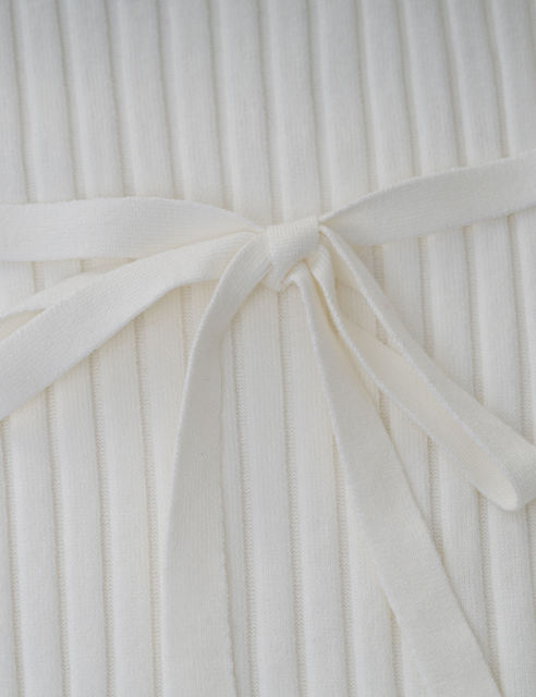 White Solid Color V Neck Long Sleeve Sweater Dress