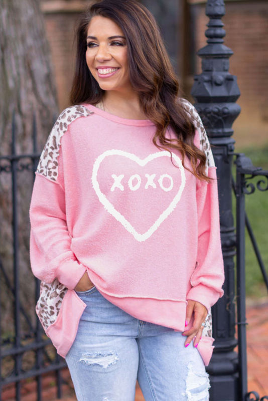 Pink xoxo Heart Print Leopard Patched Plus Sweatshirt