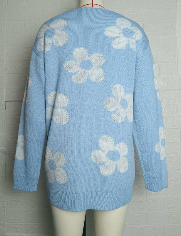 Blue Contrast Floral Loose Fit Knit Cardigan
