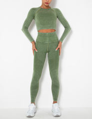 Green Seamless Long Sleeve Top and Legging Yoga Set