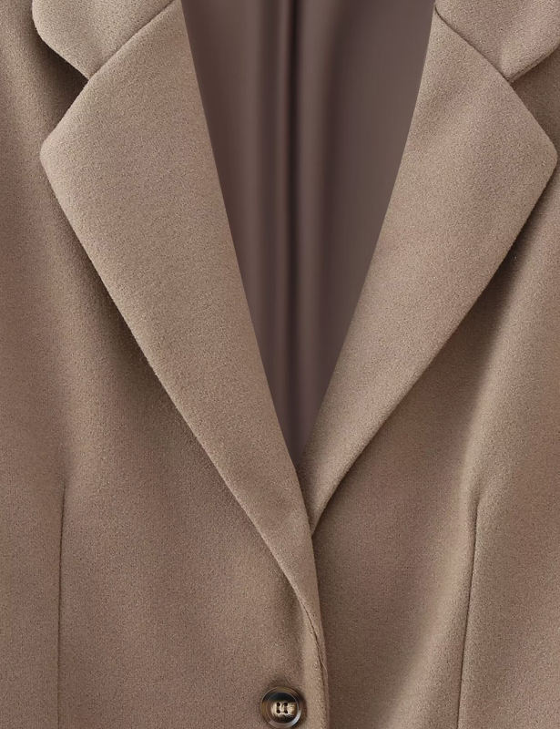 Camel Lapel Collar Long Sleeve Blazer with Tassels
