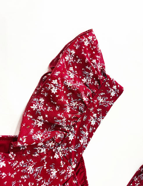 Red Square Neck Flutter Sleeves Floral Top