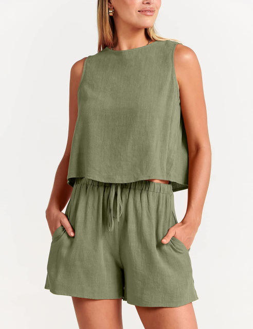 Green Sleeveless Tank Top with Pocket Shorts Set