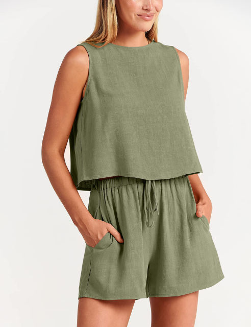 Green Sleeveless Tank Top with Pocket Shorts Set
