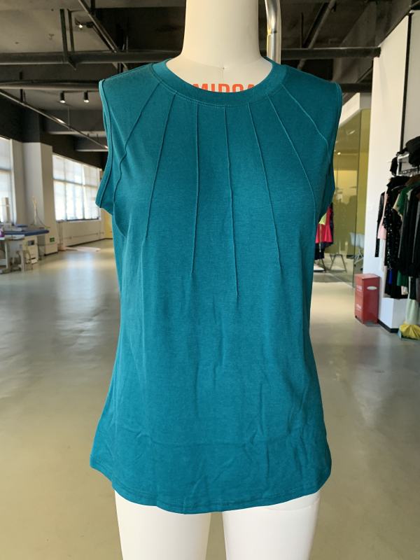 Peacock Blue Sleeveless Round Neck Pleated Tank Top