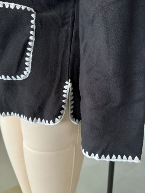 Black Contrast Loose Fit Buttoned Jacket with Pockets