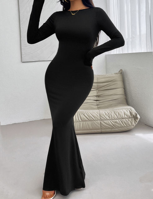 Black Ruched Detail Open Back Slim Fit Maxi Dress
