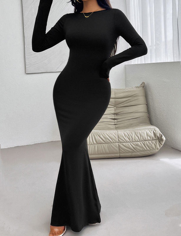 Black Ruched Detail Open Back Slim Fit Maxi Dress