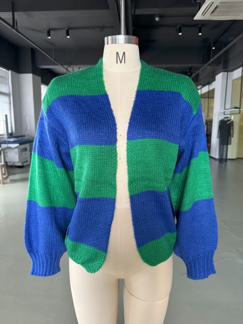 Blue Colorblock Knitted Open Front Short Cardigan