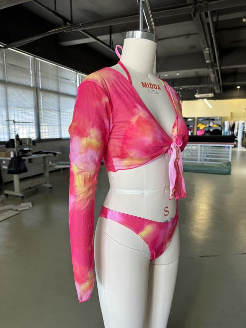 Rosy Abstract Print 3pcs Bikini and Beach Cover Set