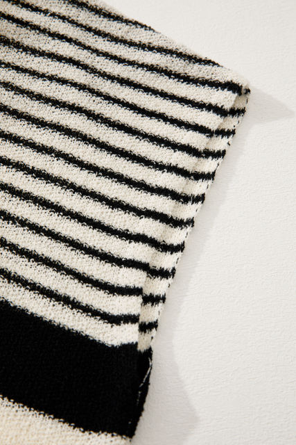 Black white Striped O Neck Sweater Vest