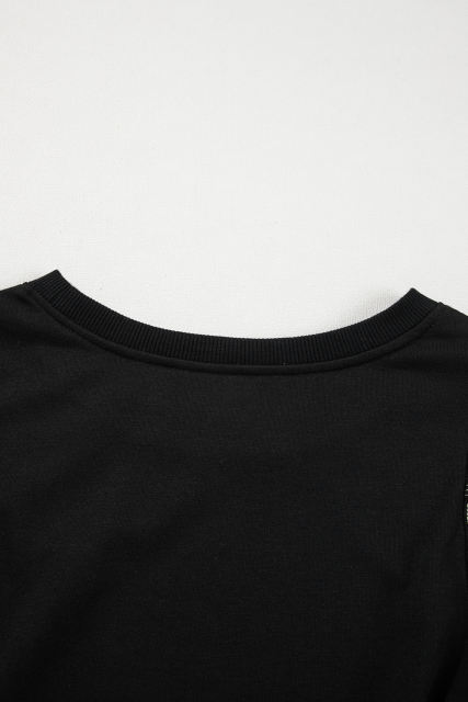 Black Contrast Stitches Detail Puffy Half Sleeve Blouse