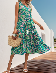 Green Ethnic Printed Lace-up V-neckline Maxi Dress
