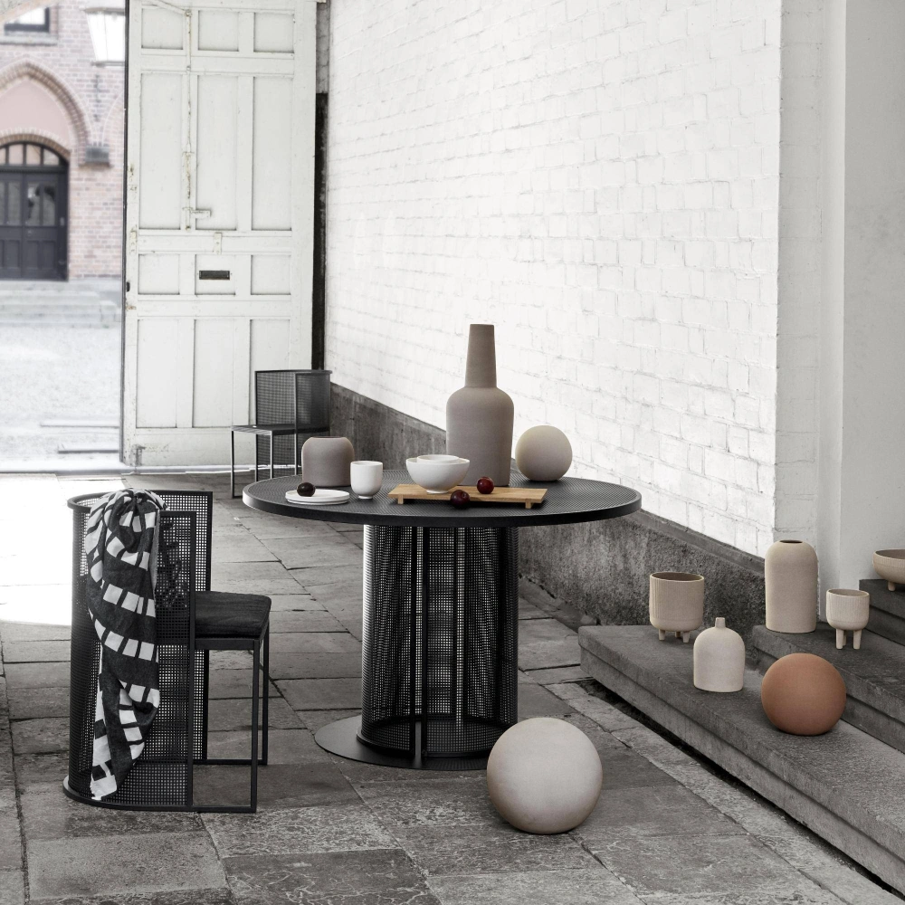 Round Metal Dining Table with Mesh Pedestal Base