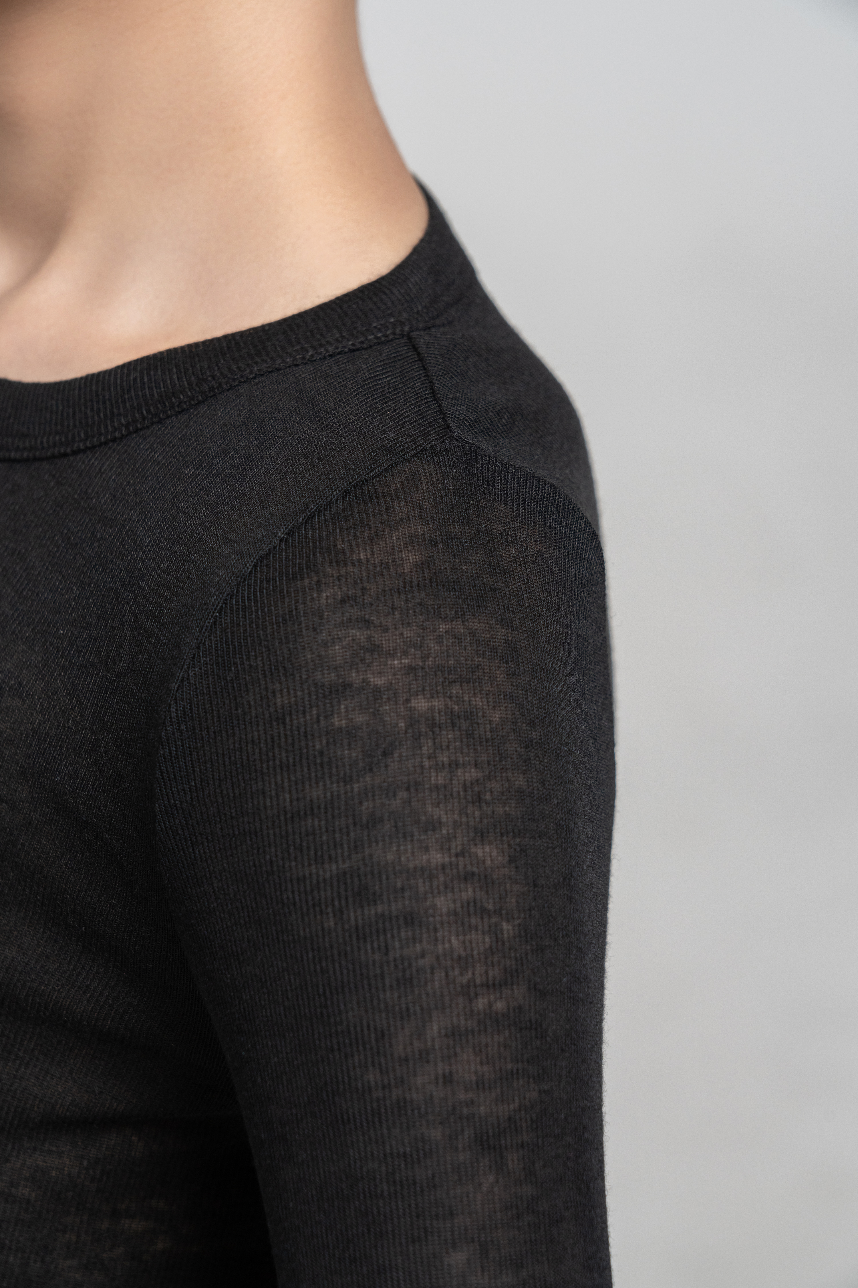 Boy's  Four seasons thin top