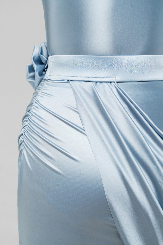 Silky satin Skirt （Ice Blue）