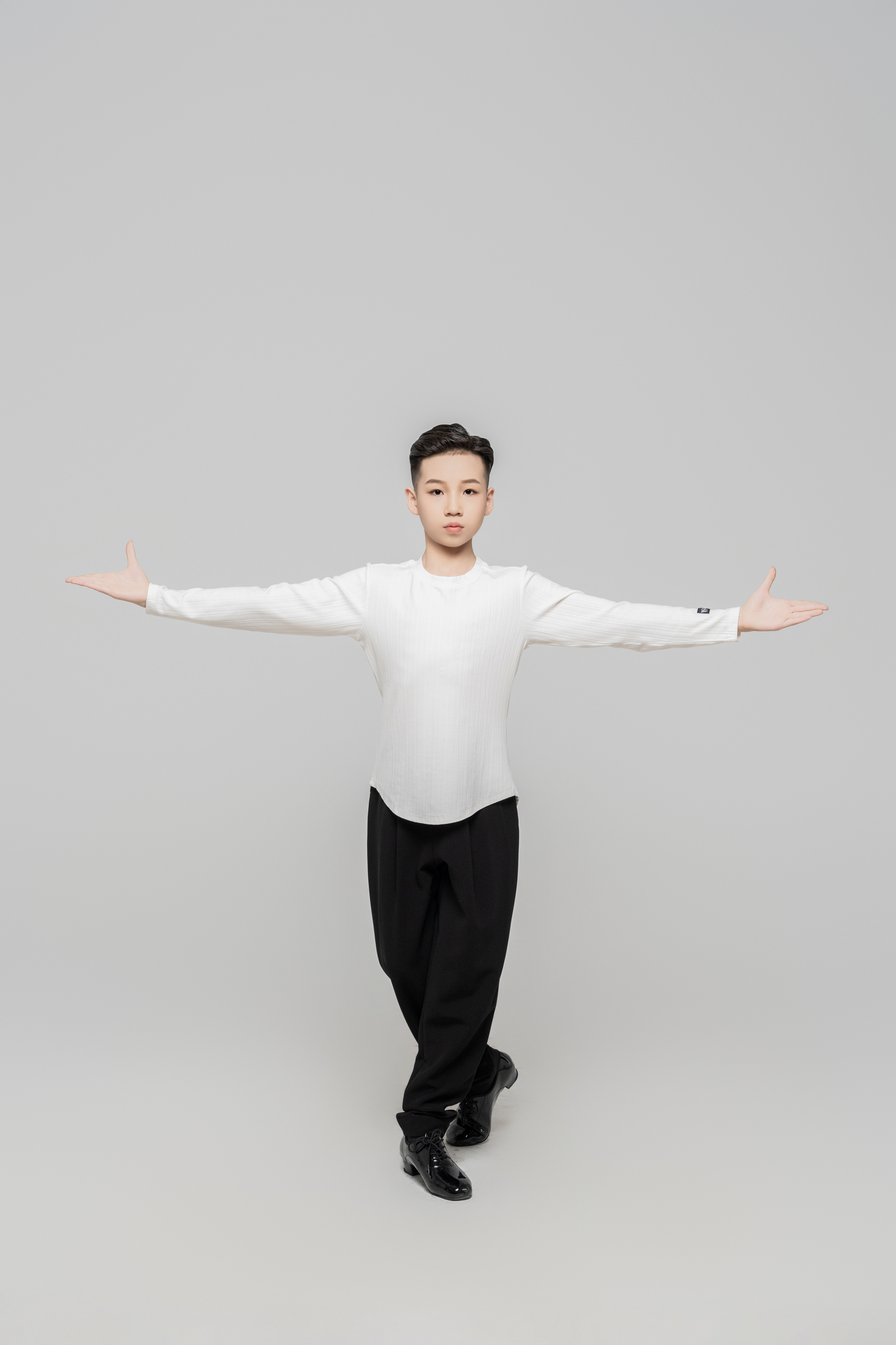 Boy's Beauty Strip Round Button Top (White)