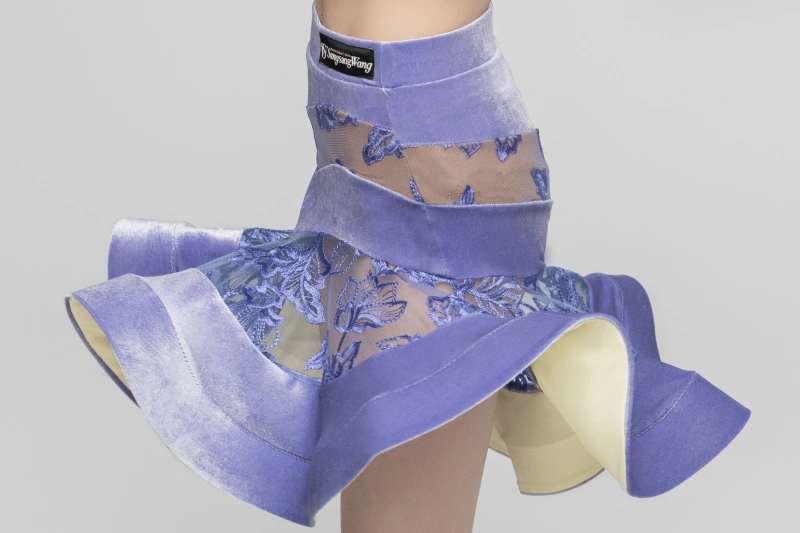 Velvet stitching roses Embroidered Latin skirt（Violets）