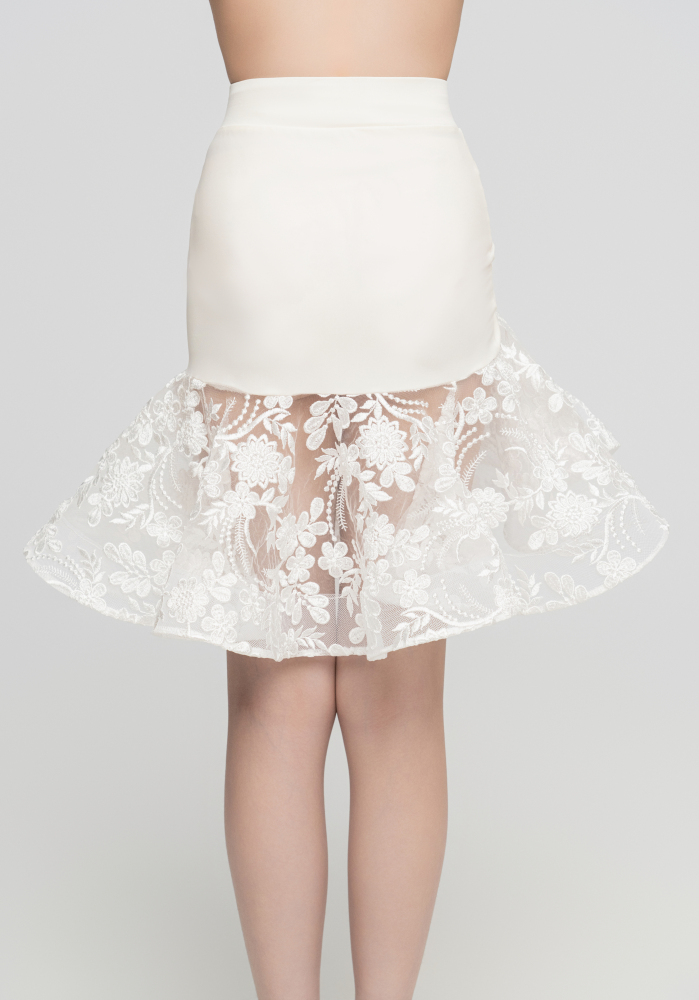Embroidered Latin skirt(Cream White)