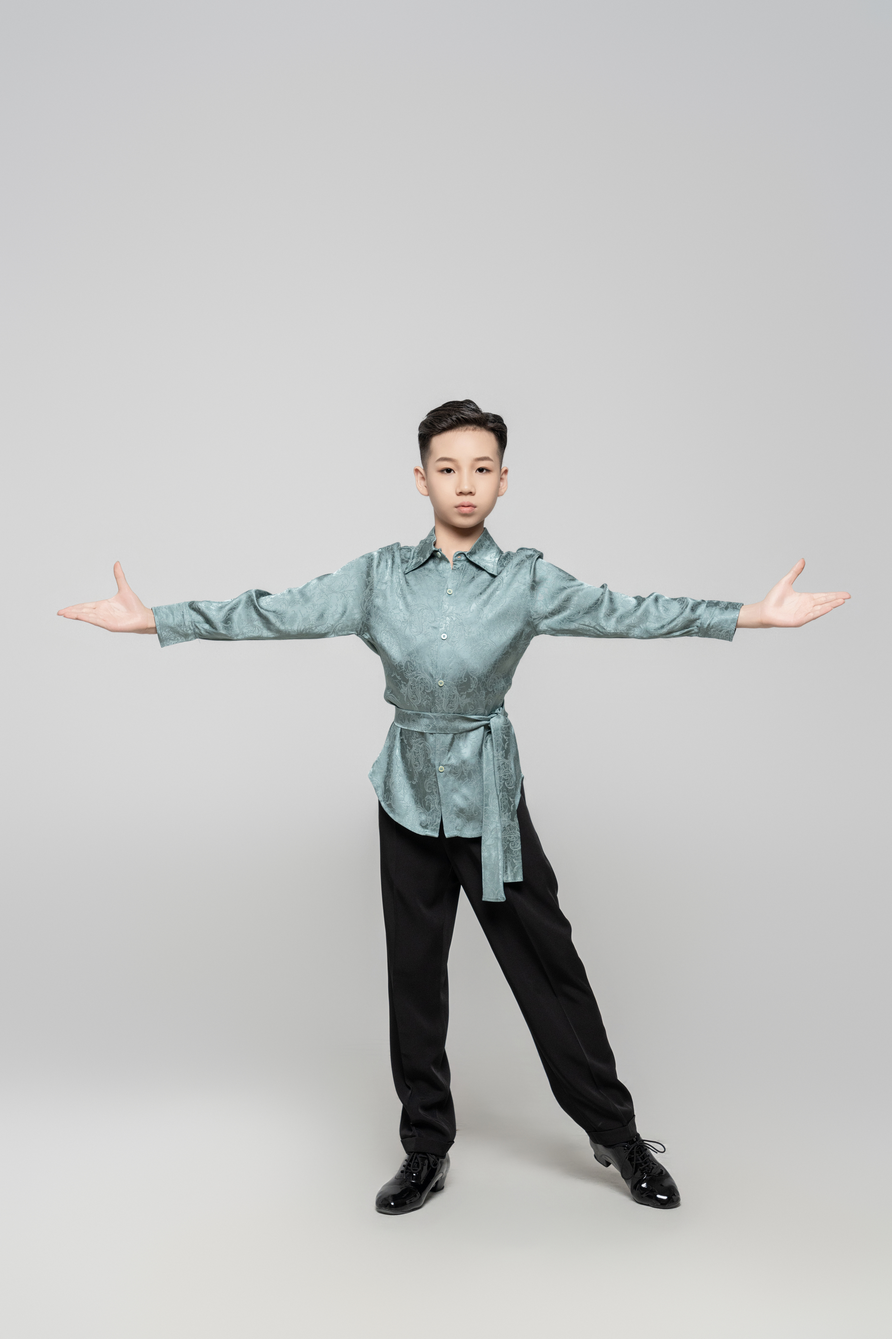 Boy Dark Embroidery pattern Shirt(Green)