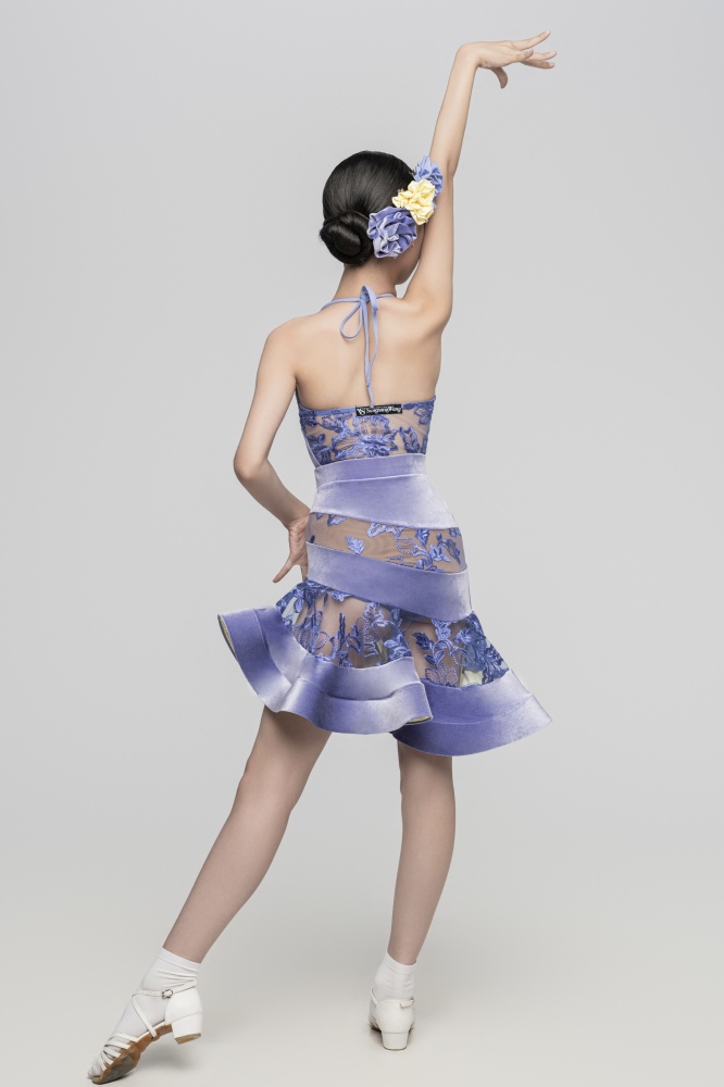 Velvet stitching roses Embroidered Bodysuit（Violets）
