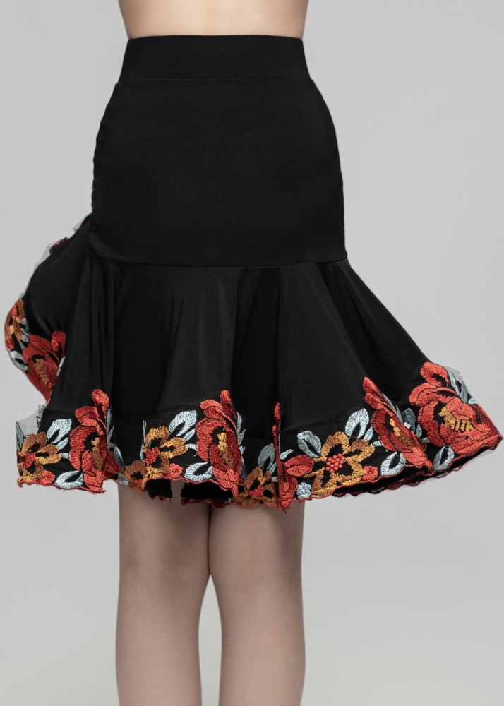 Embroidered Red Flower Swing skirt(Black)