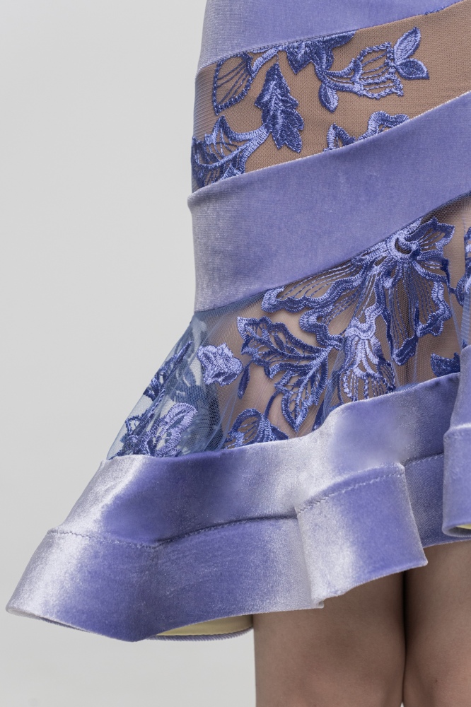 Velvet stitching roses Embroidered Latin skirt（Violets）