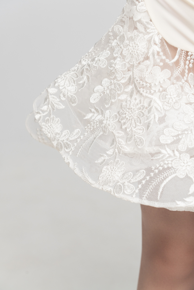 Embroidered Latin skirt(Cream White)
