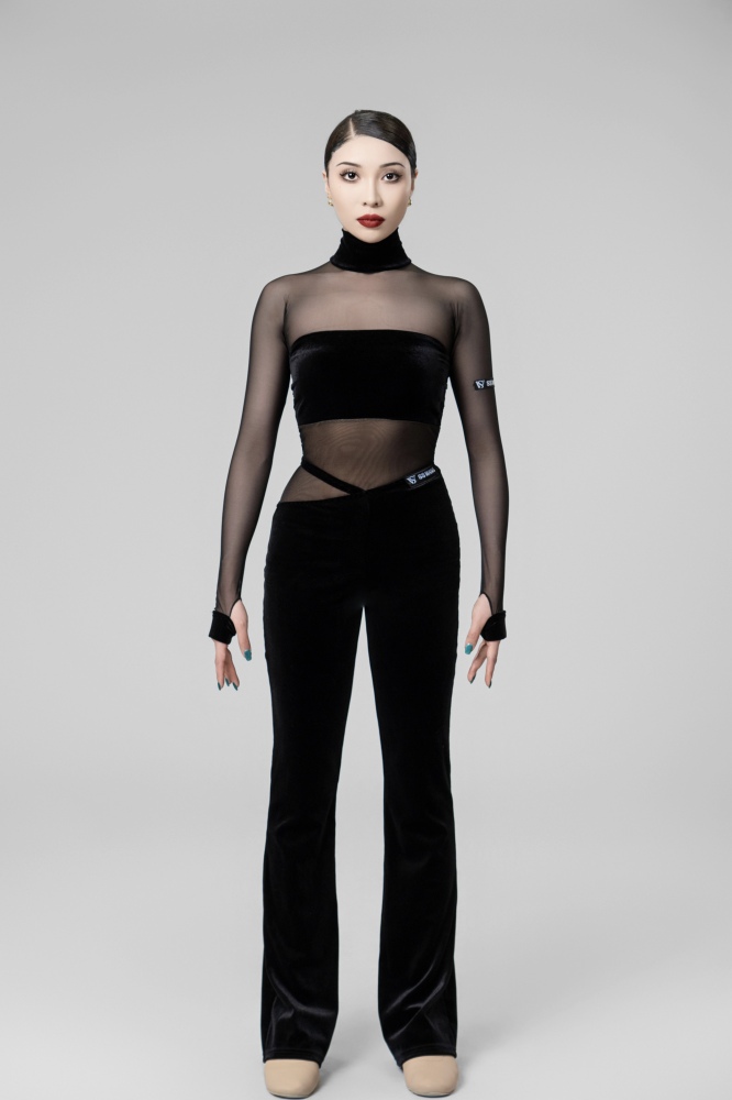 Velvet flared crotch trousers（Black）