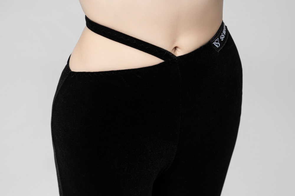 Velvet flared crotch trousers（Black）