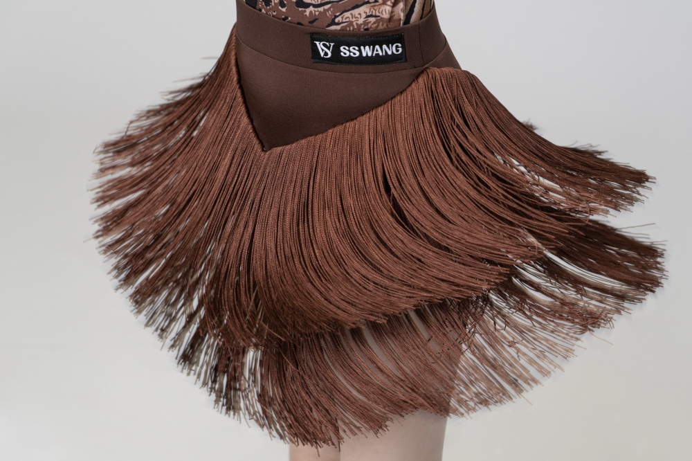 Short Triangle Tassels skirt（Black）