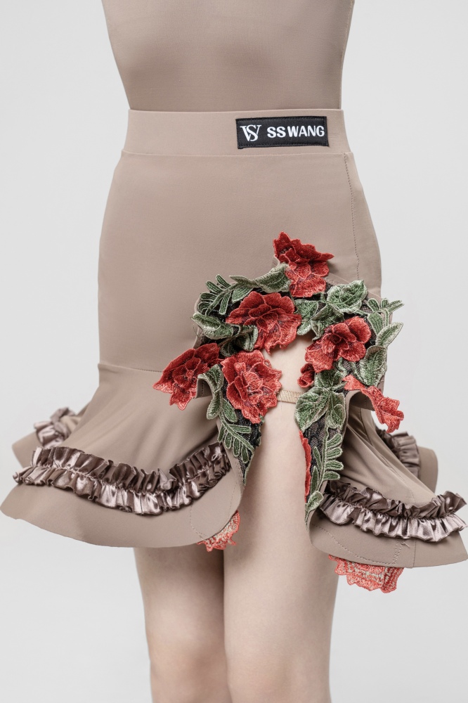 Rose suspender Lace skirt suit （cocoa）