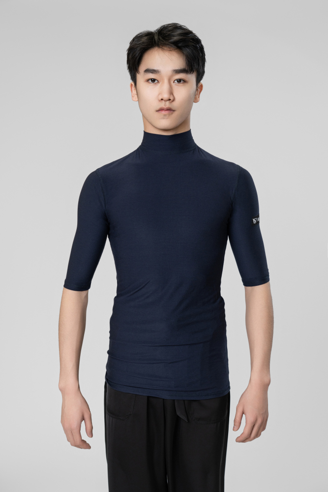 Man medium sleeves high collar（Black）