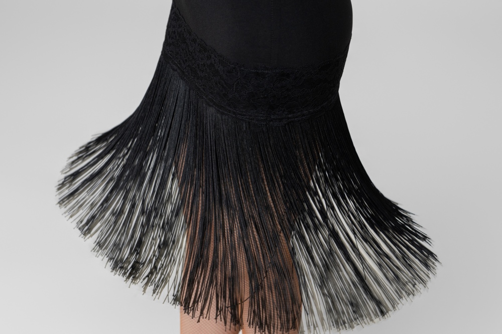 lace-trimmed fringed skirt（Black）