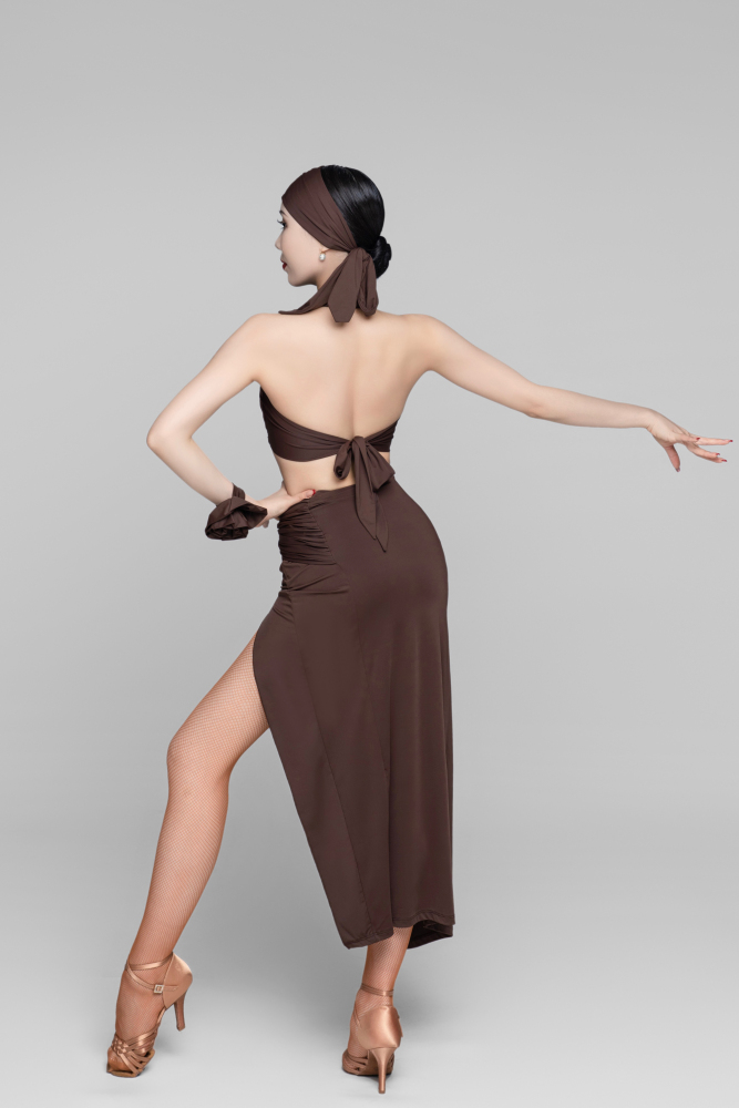 Halter neck open back slit long skirt suit(Black/With arm flower、Headband)