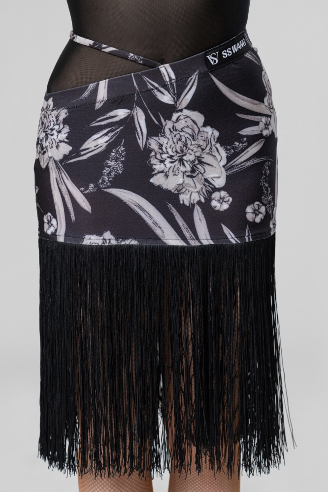 Long-sleeved gauze tassel suit（white flower on black background /With Arm flower）