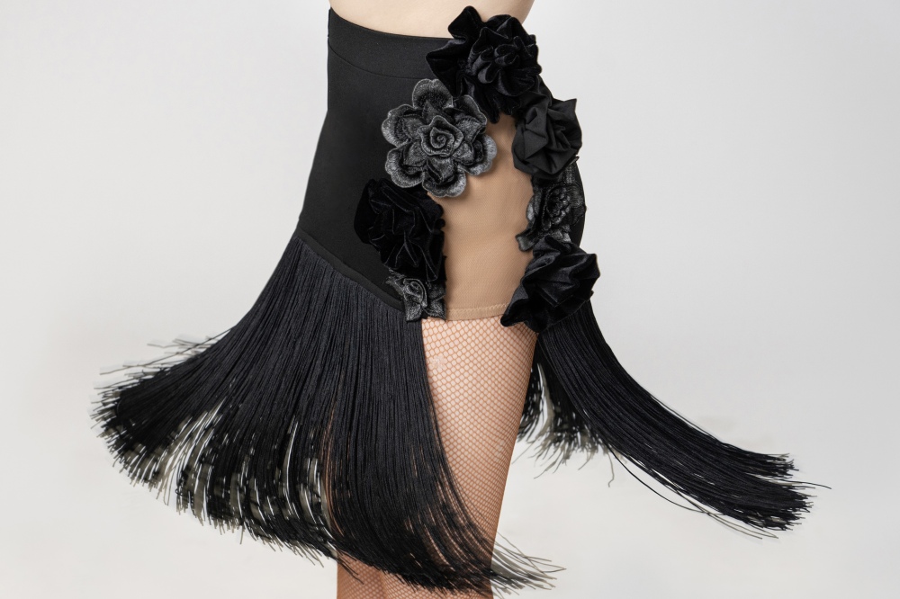 Multi-Flowers Tassels skirt（Black）