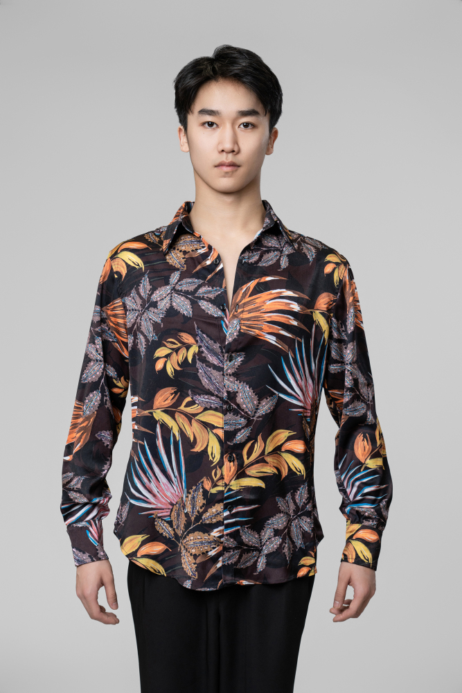Man maple leaf shirt