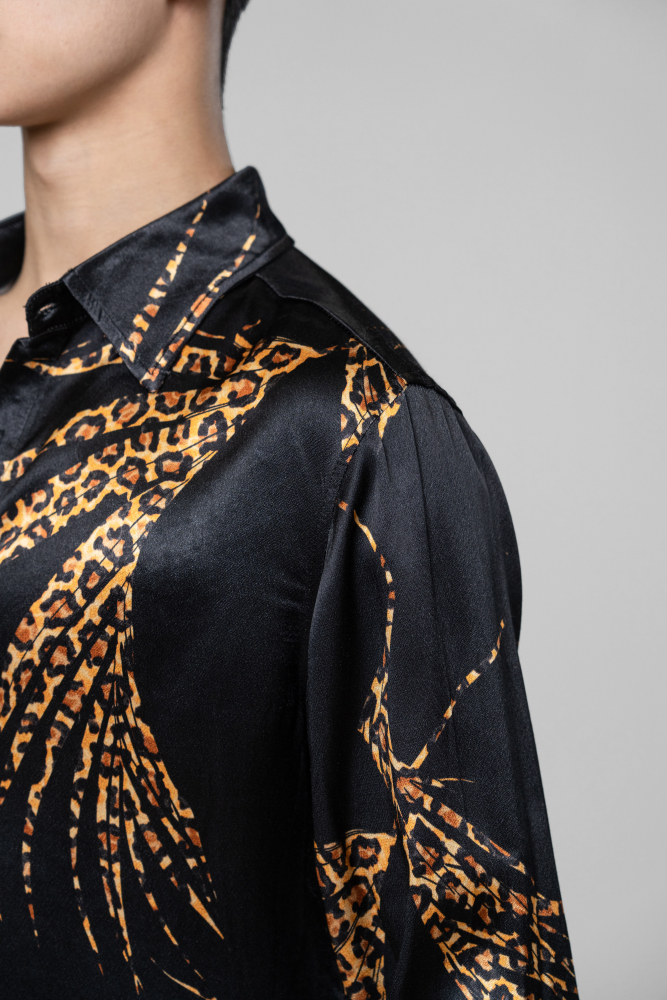 Man maple leaf shirt